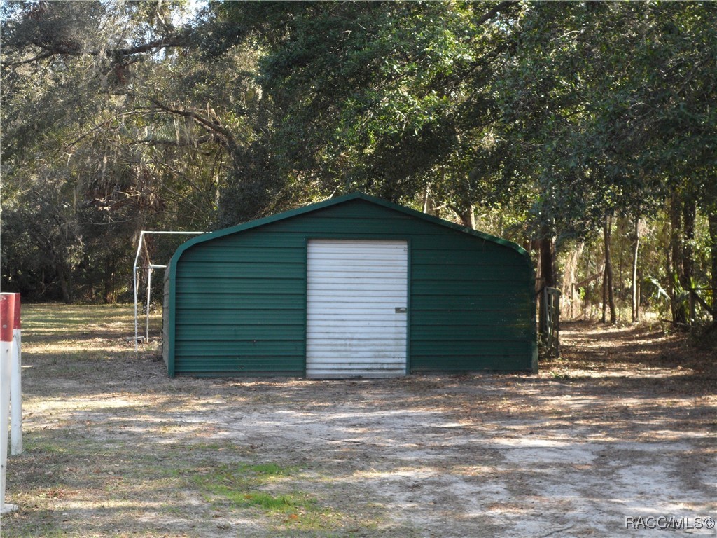 303 N Rock Crusher Road, Crystal River, Florida image 9