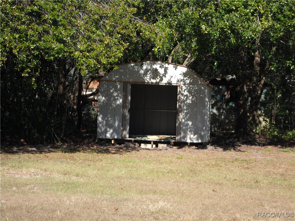 303 N Rock Crusher Road, Crystal River, Florida image 11