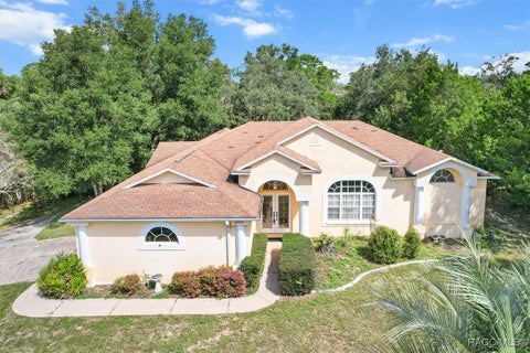 Featured picture for the property 837613