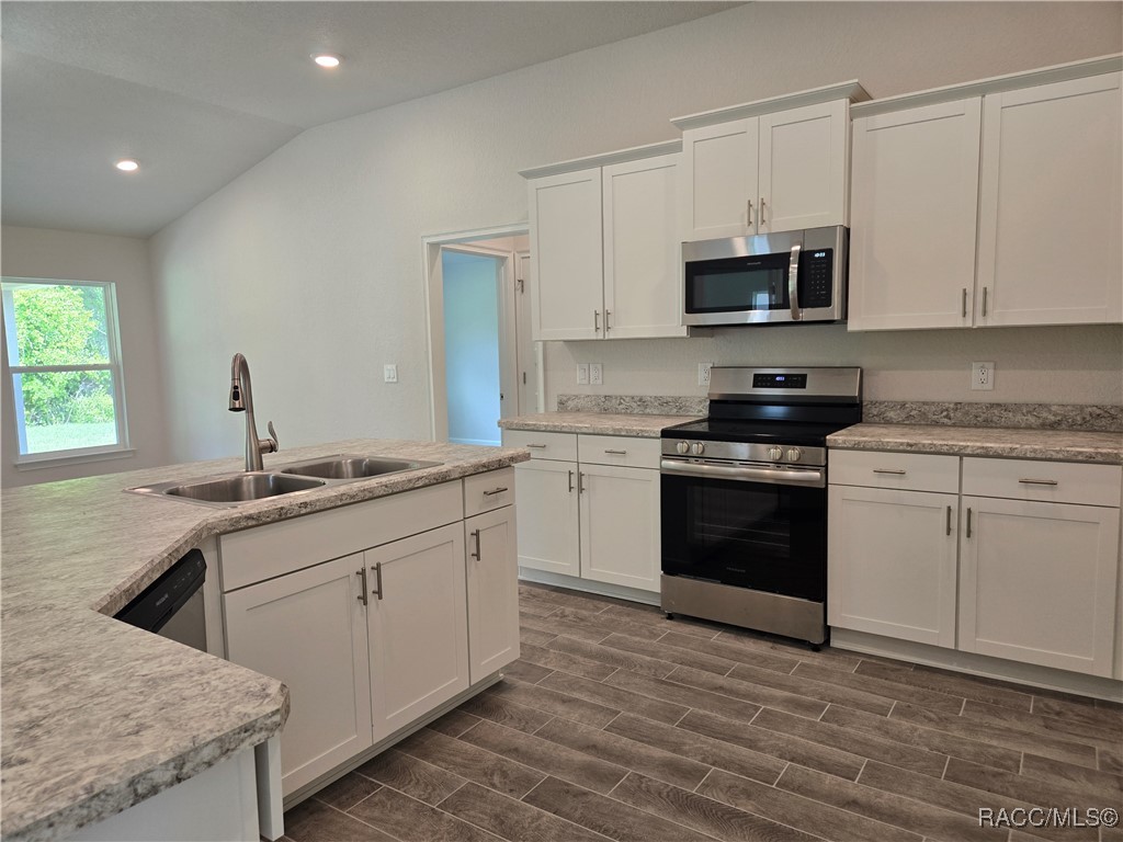 1028 Ibis Circle, Inverness, Florida image 5
