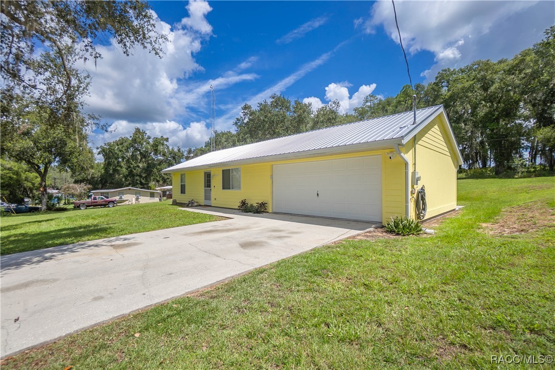 9423 S Kingfish Terrace