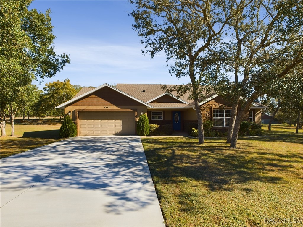 5453 W Tortuga Loop, Lecanto, Florida image 2