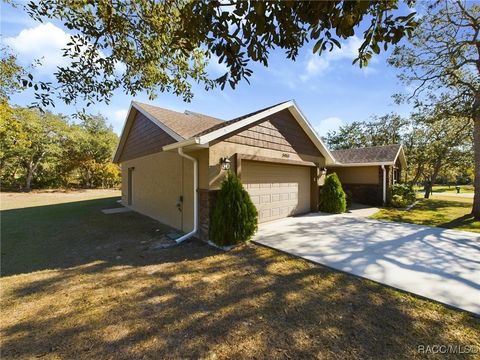 A home in Lecanto