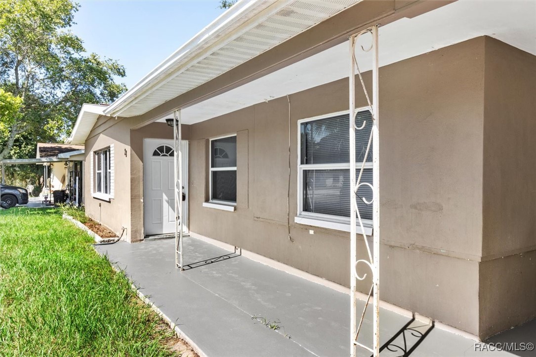 28 S Barbour Street, Beverly Hills, New York image 5