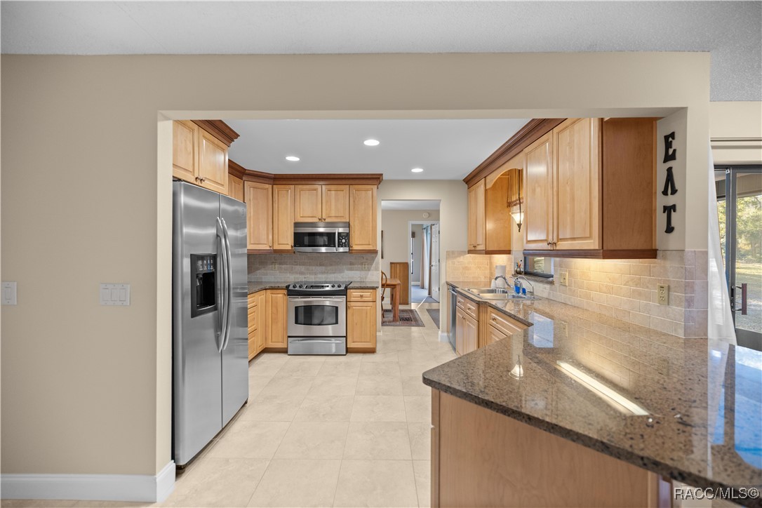 7890 W Tolle Lane, Dunnellon, Florida image 17