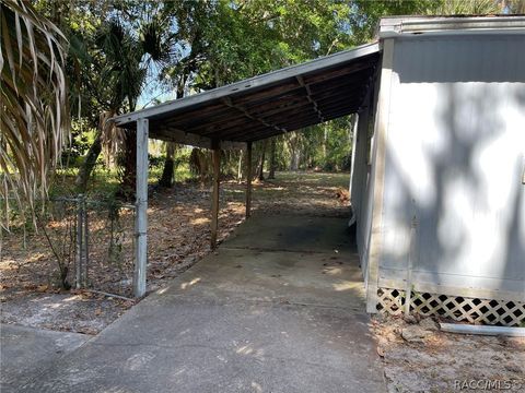 A home in Crystal River