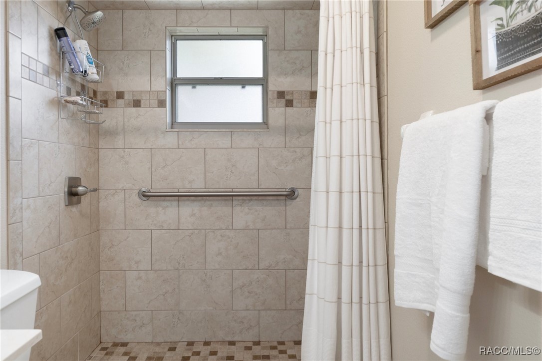 3570 E Cove Park Trail, Hernando, Florida image 22