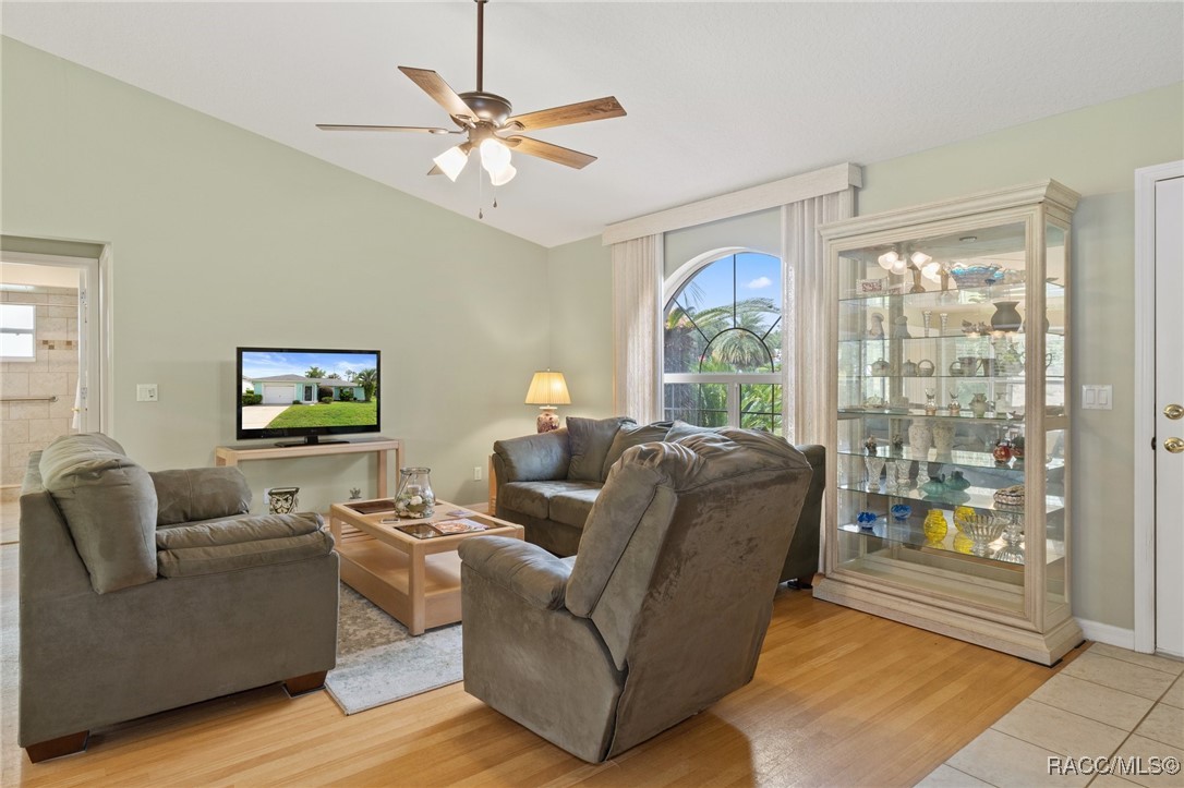 3570 E Cove Park Trail, Hernando, Florida image 7