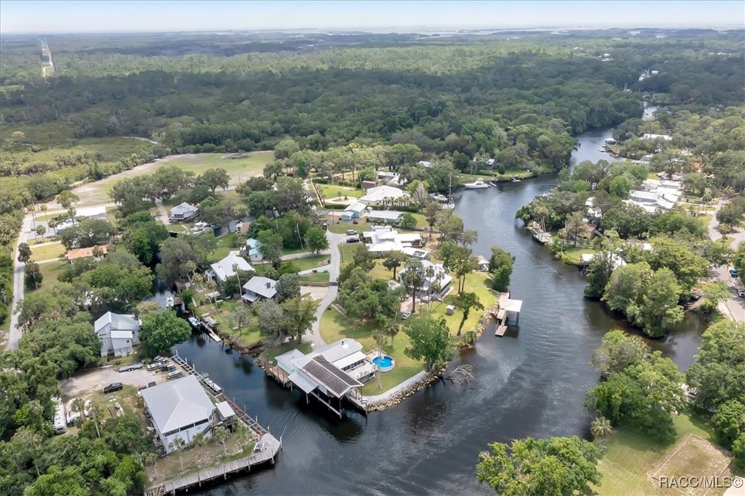 11615 N Caribee Point, Inglis, Florida image 42