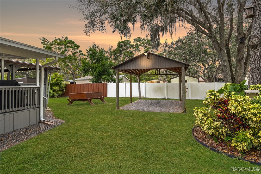 12511 Walton Avenue, New Port Richey, Florida image 38