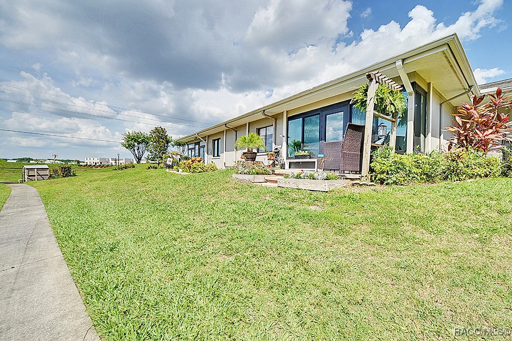 7737 Eureka Drive, Hudson, Florida image 2