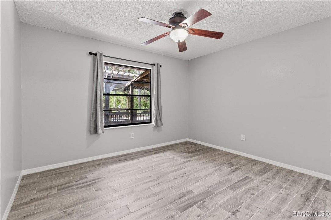 11 Sweetgum Court, Homosassa, New York image 27