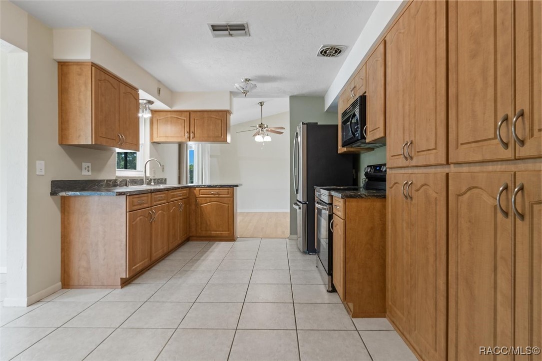 520 S Jefferson Street #2B, Beverly Hills, New York image 22