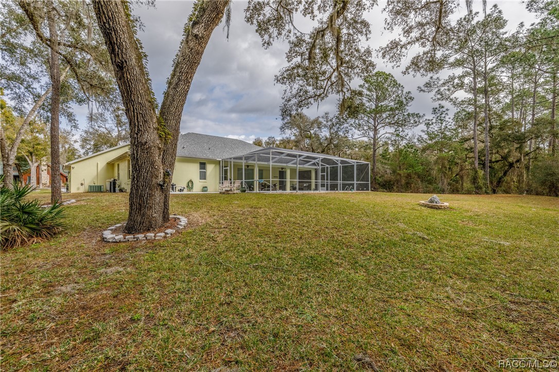 1948 E Delaware Court, Dunnellon, Florida image 9