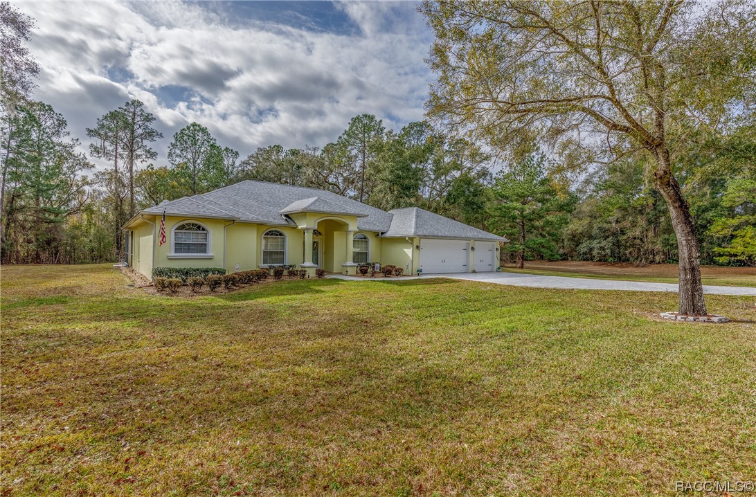 1948 E Delaware Court, Dunnellon, Florida image 4