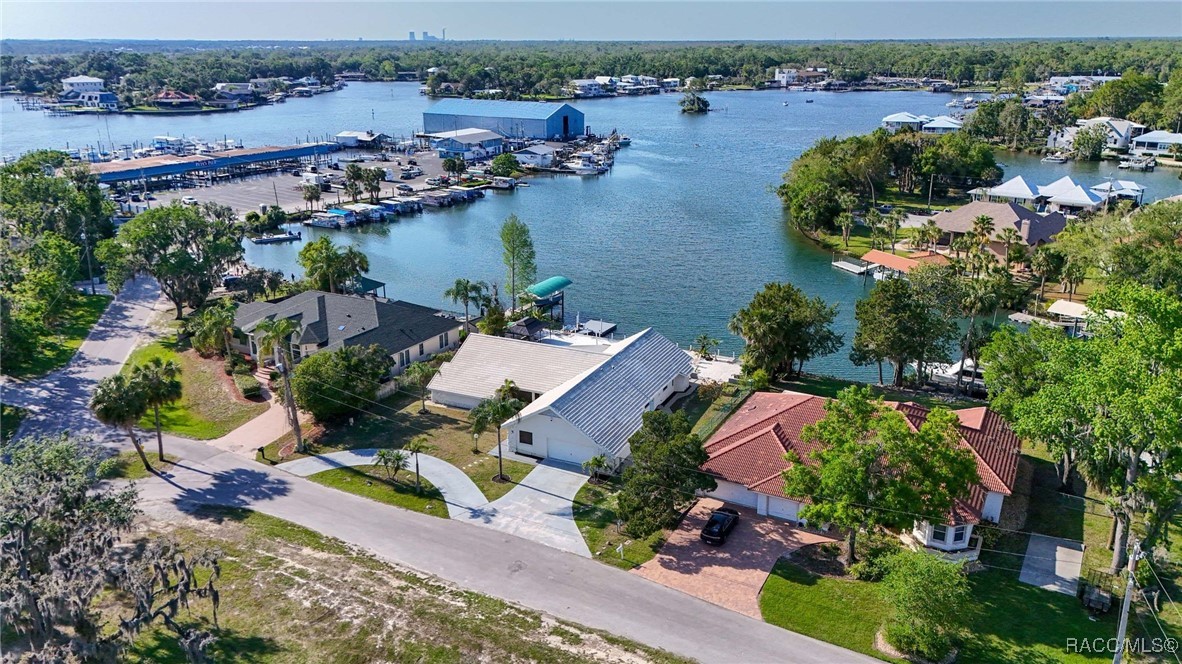 171 SW 3rd Street, Crystal River, Florida image 9