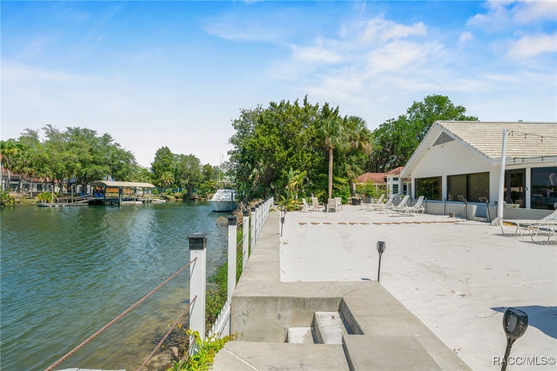 171 SW 3rd Street, Crystal River, Florida image 6