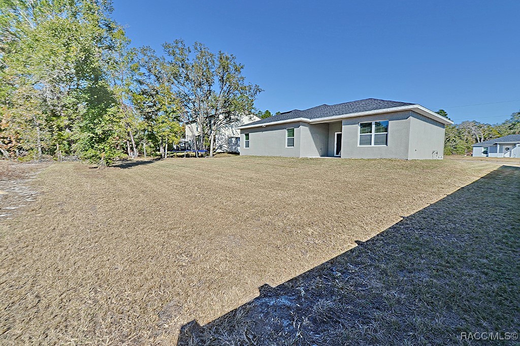 8512 N Merrimac Way, Citrus Springs, Florida image 30