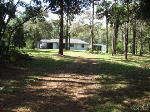 A home in Crystal River