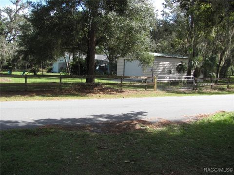 A home in Crystal River