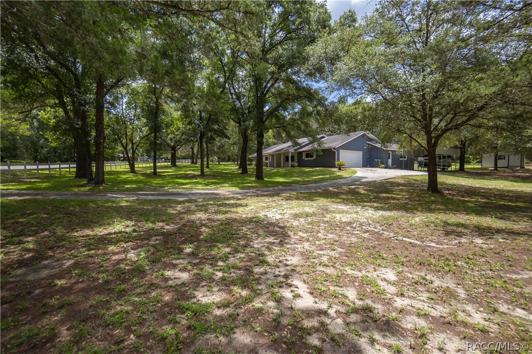 8700 SW 205th Circle, Dunnellon, Florida image 4