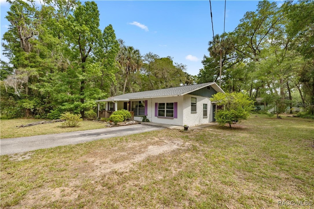 9708 W Hawthorne Street, Crystal River, Florida image 2