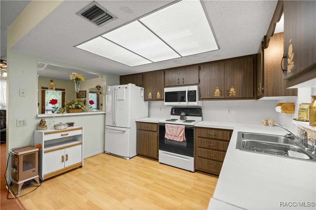 9708 W Hawthorne Street, Crystal River, Florida image 10