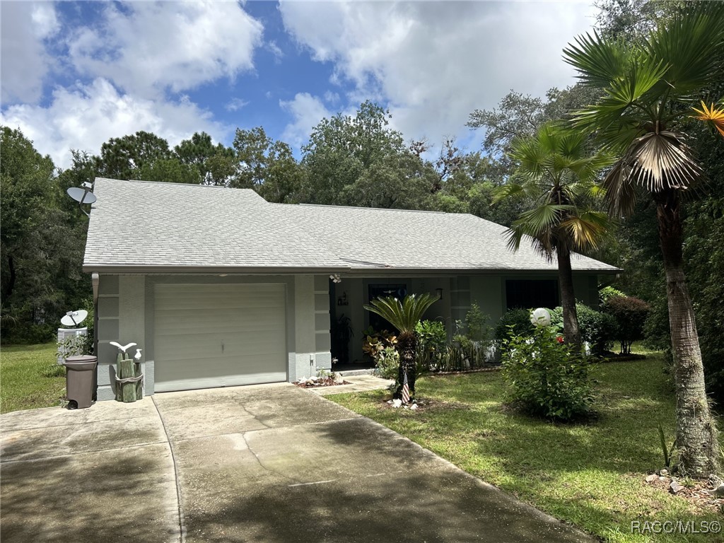 515 E Lancaster Street, Lecanto, Florida image 1