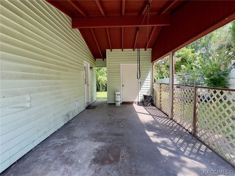 A home in Citrus Springs