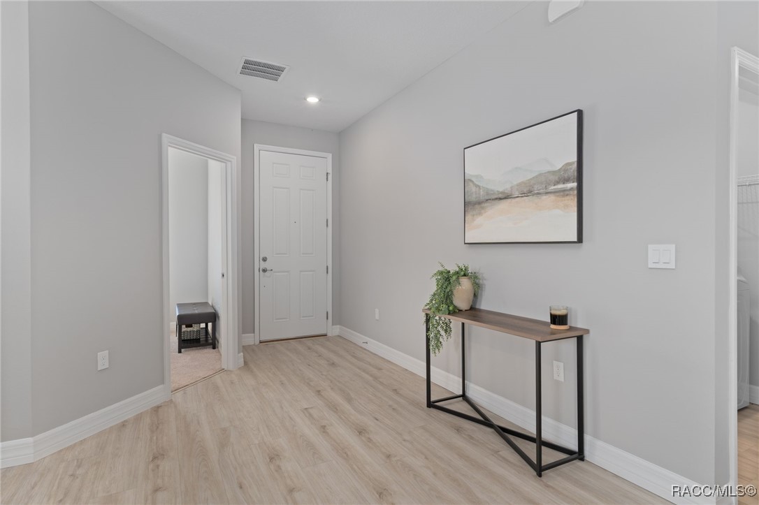 1455 E Hartford Street