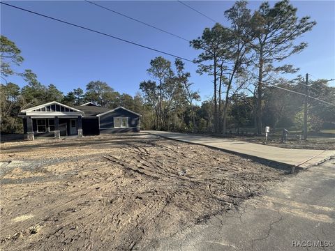 A home in Hernando