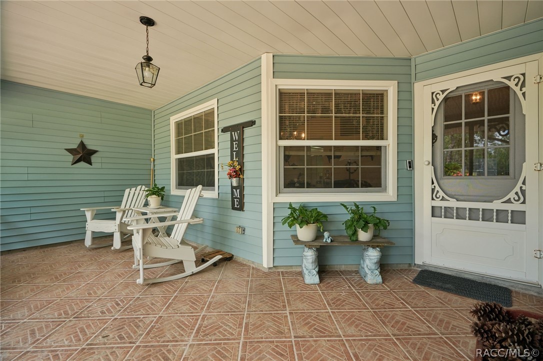 4381 N Capistrano Loop