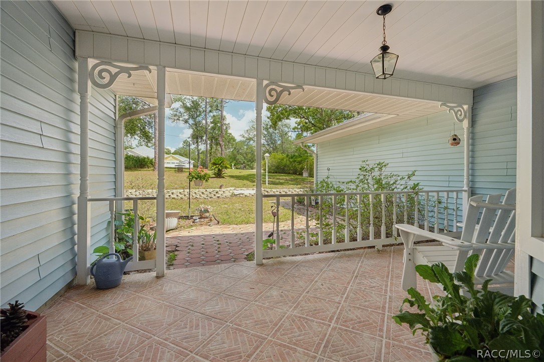 4381 N Capistrano Loop