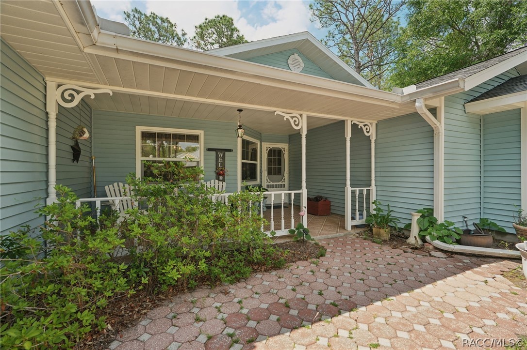 4381 N Capistrano Loop