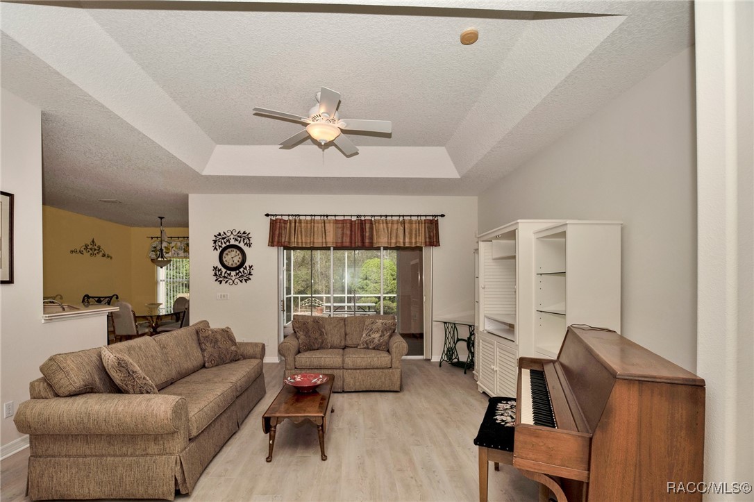 106 E Cypress Boulevard, Homosassa, Florida image 5