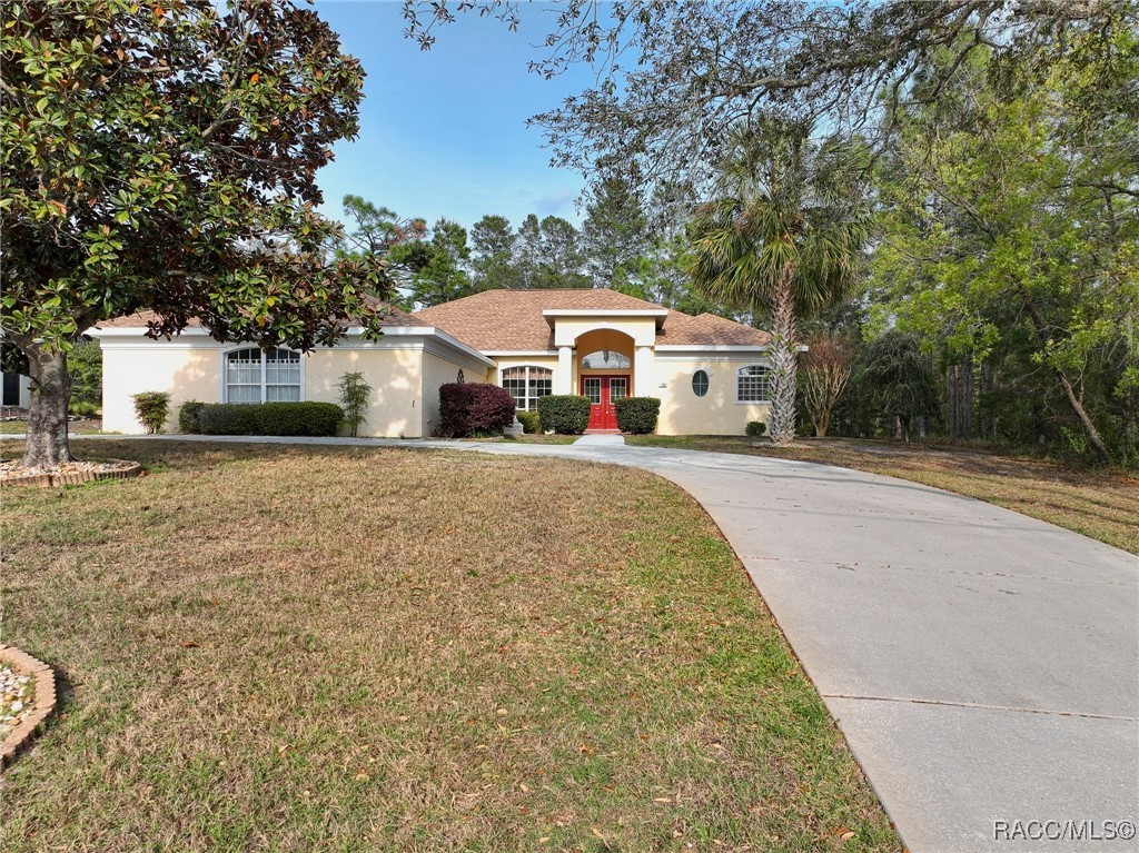 106 E Cypress Boulevard, Homosassa, Florida image 1