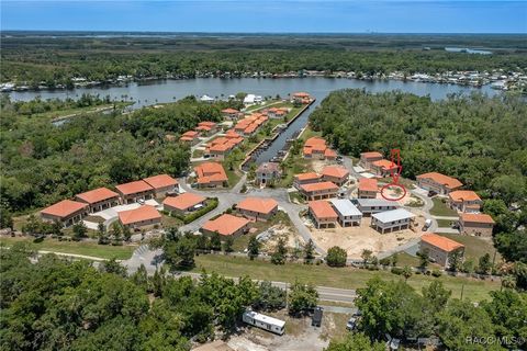 Condo For Sale - 10234 W Middleburg Loop #152<br/> Homosassa, FL 34448