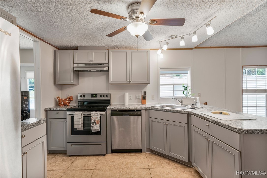 3818 N Webb Point, Hernando, Florida image 11
