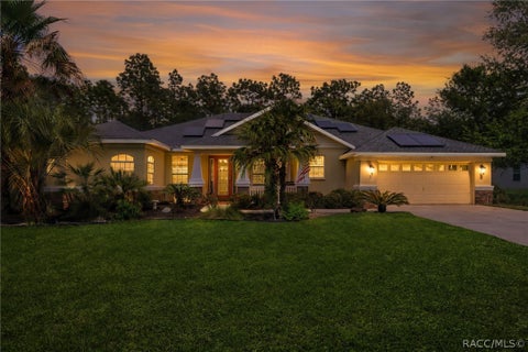 Homes For Sale - 102 Whitewood Street<br/> Homosassa, FL 34446
