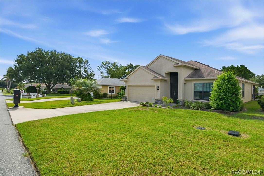 1892 W Nicole Drive