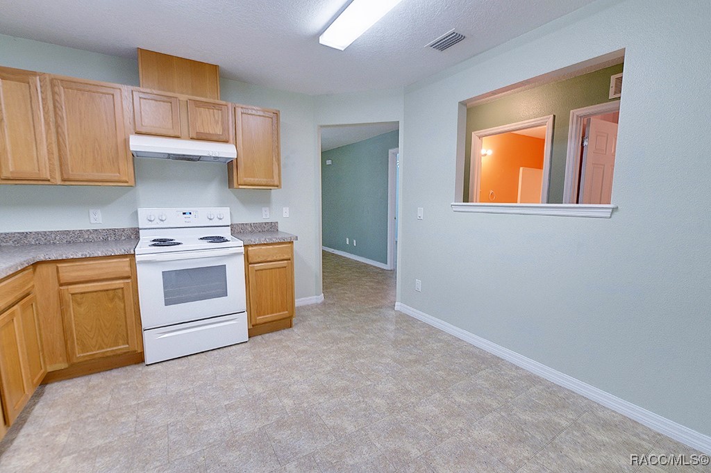 301 W Relief Street, Inverness, Florida image 11