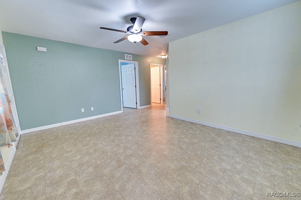 301 W Relief Street, Inverness, Florida image 7