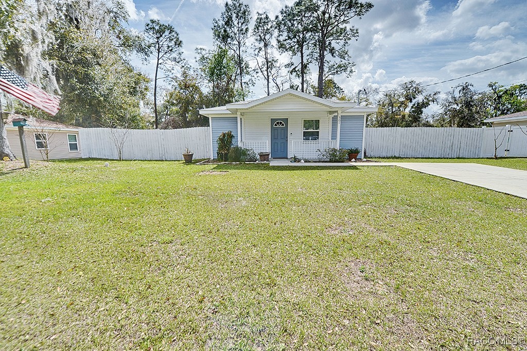 301 W Relief Street, Inverness, Florida image 4