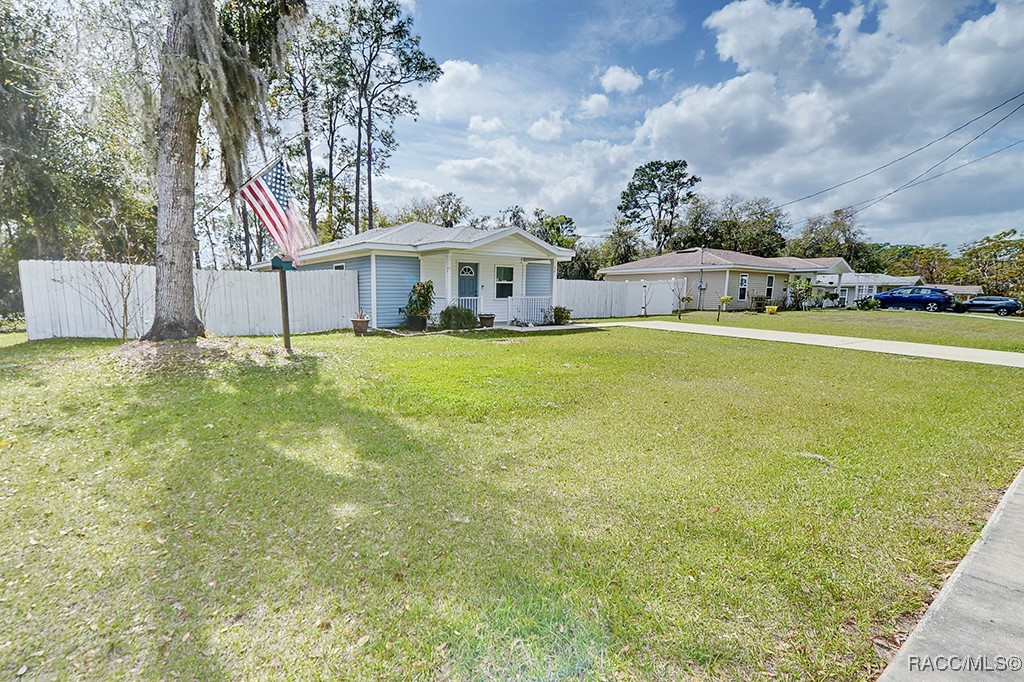 301 W Relief Street, Inverness, Florida image 3