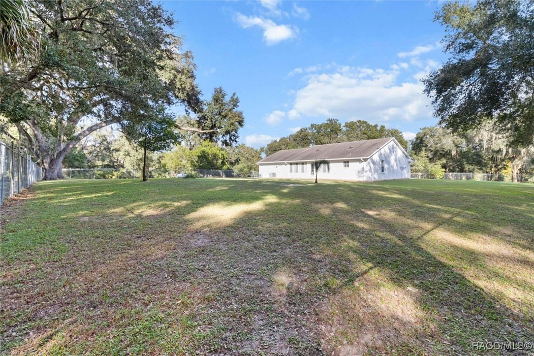 10235 E Trails End Road, Floral City, Florida image 43