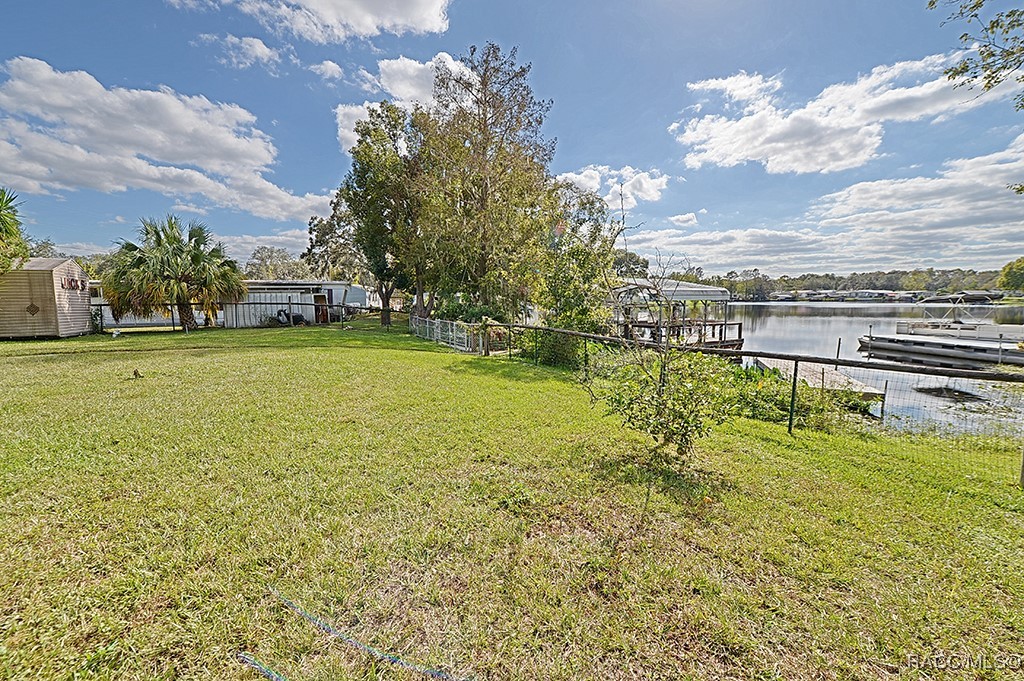 10228 E Pike Drive, Inverness, Florida image 38