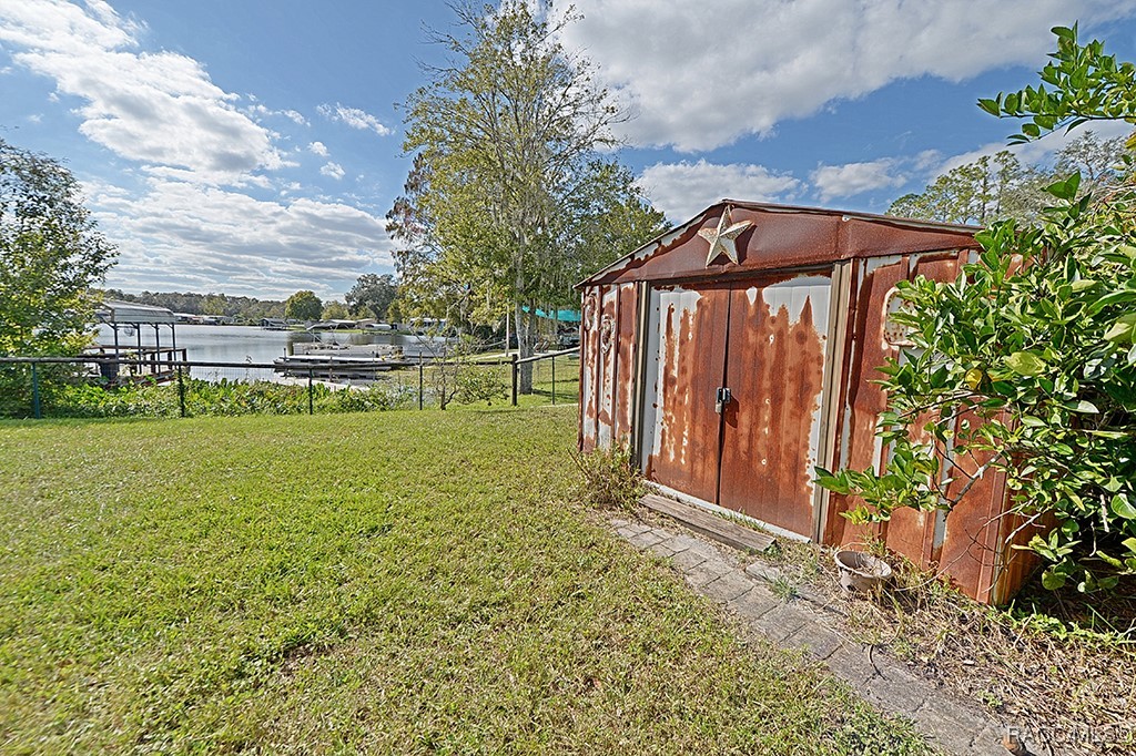 10228 E Pike Drive, Inverness, Florida image 45