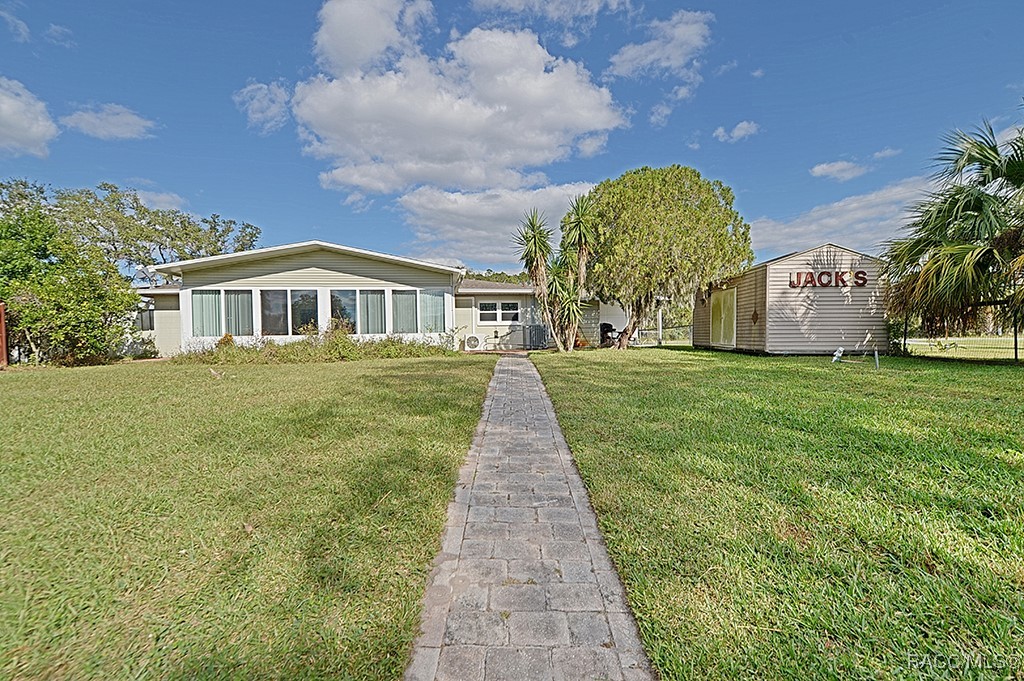 10228 E Pike Drive, Inverness, Florida image 48