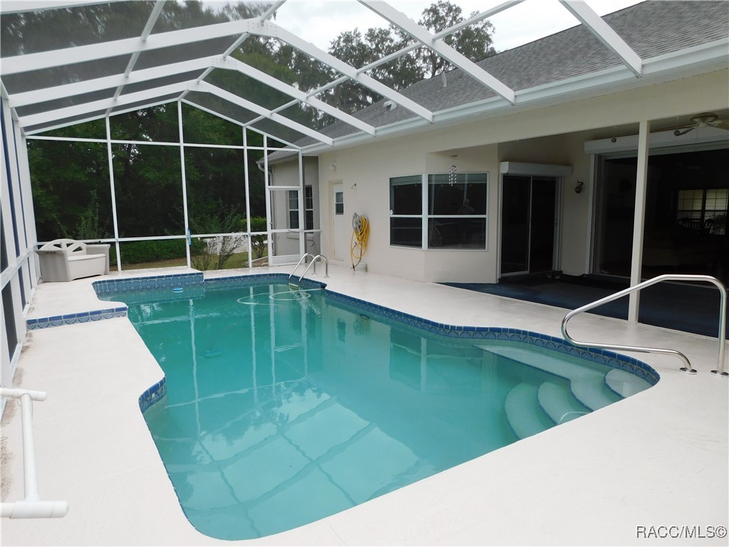 7231 E Stage Coach Trail, Floral City, Florida image 4