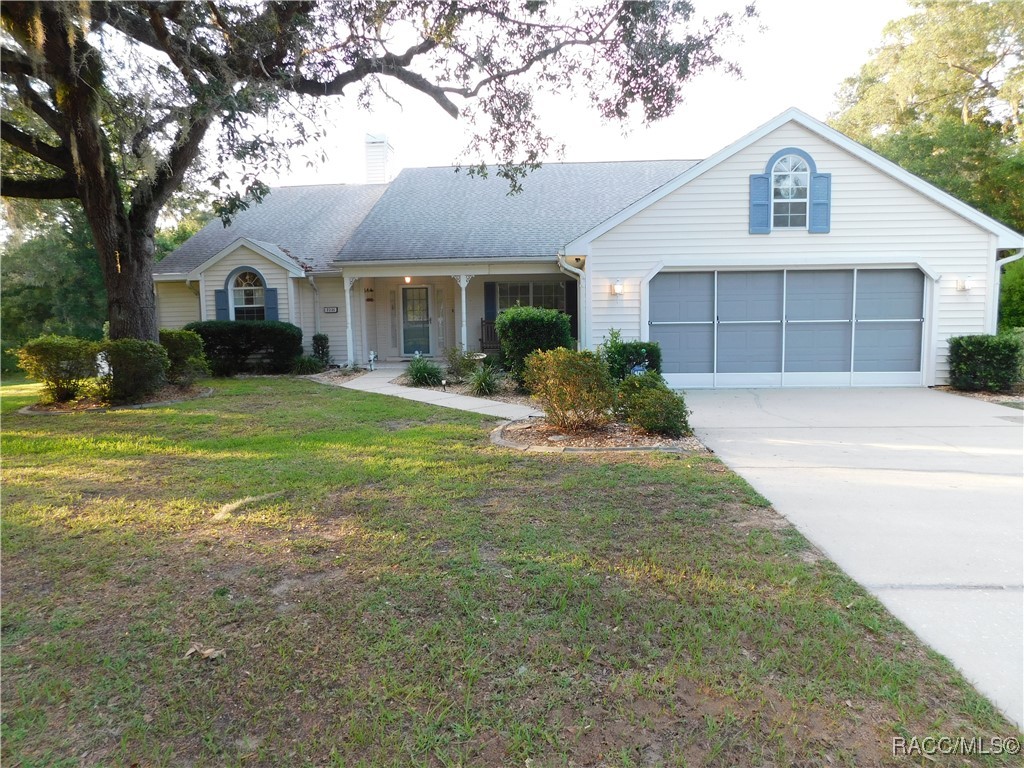 7231 E Stage Coach Trail, Floral City, Florida image 1